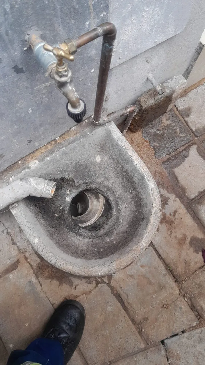 Fairland blocked drain cleaning service