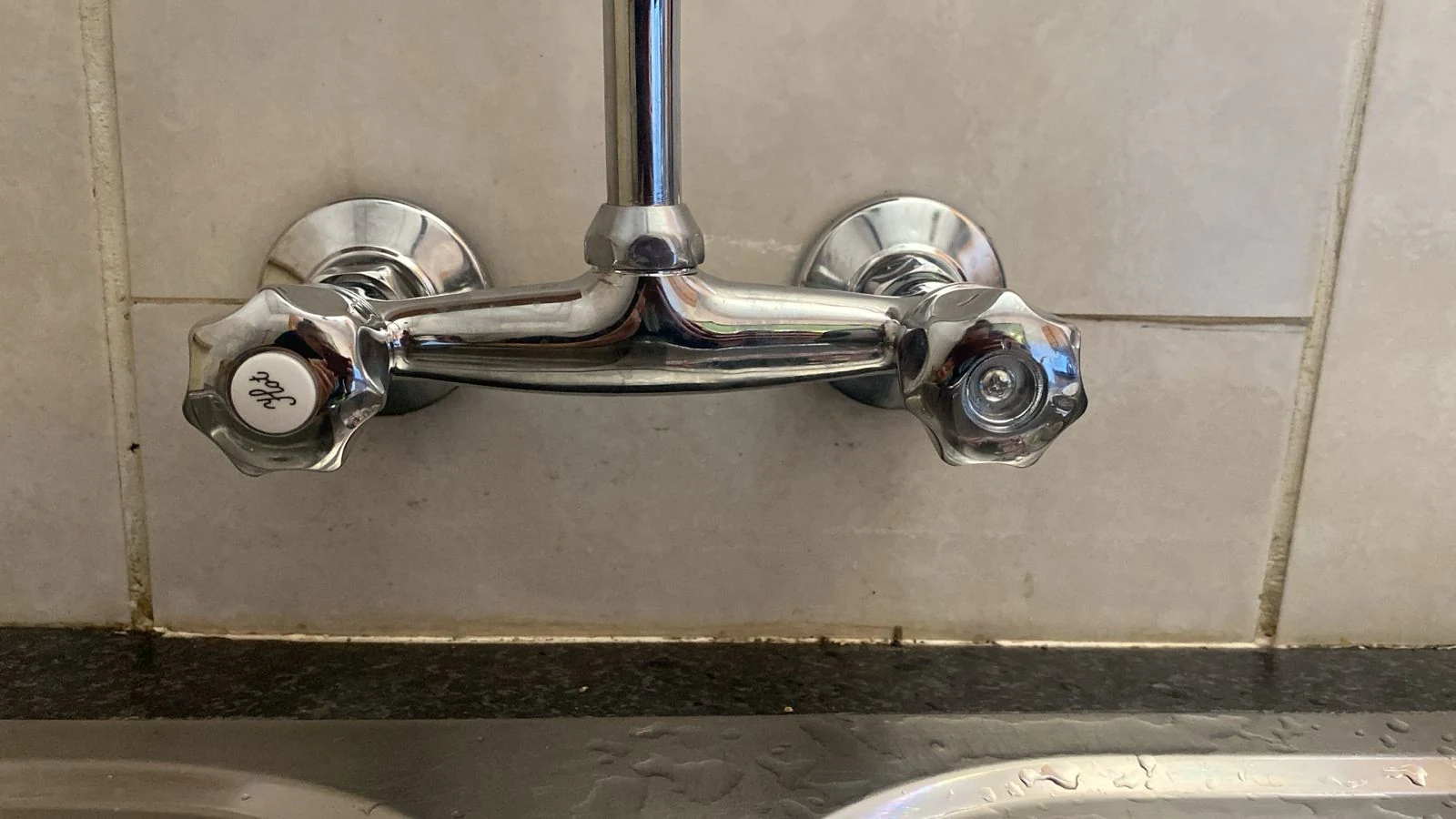Can I get a warranty on plumbing repairs?