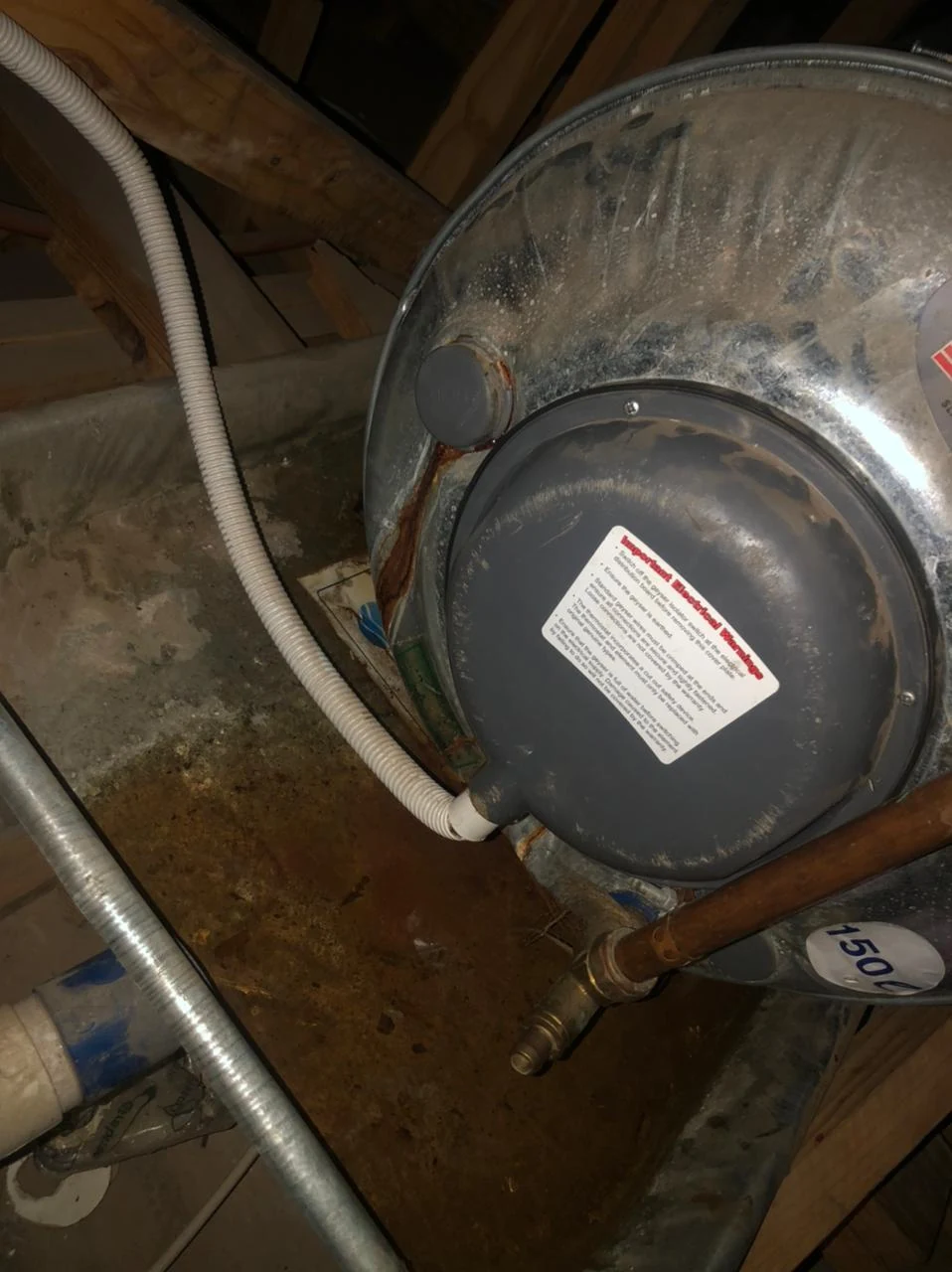 Is a leaking geyser considered an emergency?