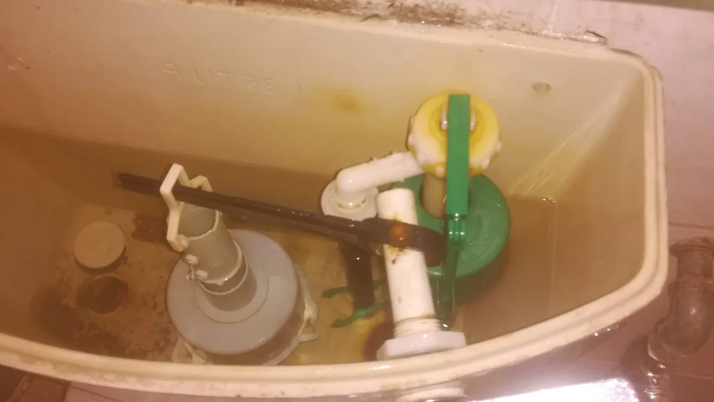 Emergency plumber Dan Pienaarville — Krugersdorp urgent visit Emergency plumber clearing a blocked drain on a Dan Pienaarville Krugersdorp call-out