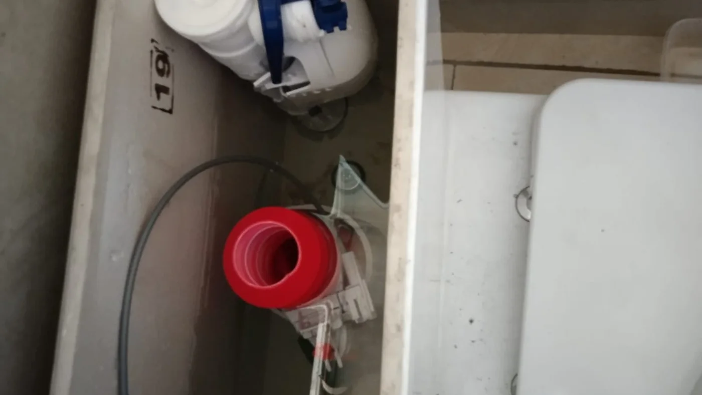 Emergency Plumber Salsfred 24 7 Local Experts — Salsfred plumbing call-out Licensed plumber inspecting pipework and fixtures during a service visit in Salsfred — leaks, drains, geysers and emergency repairs assessed on site