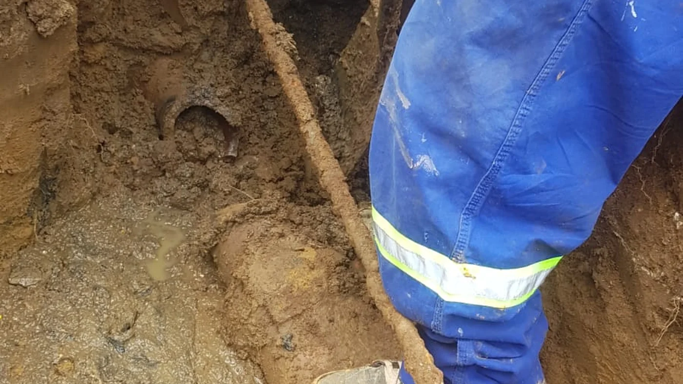 Local Plumber Tladi Honest Quotes Fast Service — Tladi plumbing call-out Licensed plumber inspecting pipework and fixtures during a service visit in Tladi — leaks, drains, geysers and emergency repairs assessed on site