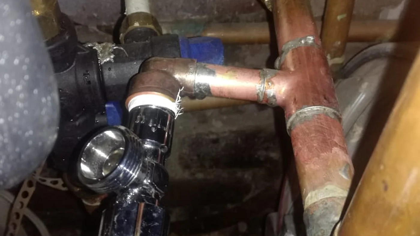 Trusted Plumber Muswelldale Fast Local Plumbing — Muswelldale plumbing call-out Licensed plumber inspecting pipework and fixtures during a service visit in Muswelldale — leaks, drains, geysers and emergency repairs assessed on site