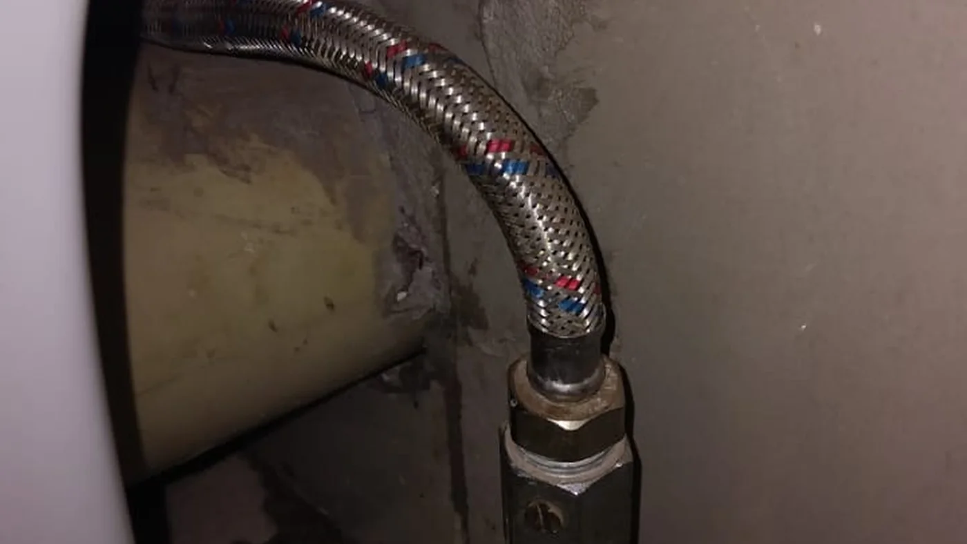 Trusted Plumber Randlughawe Fast Local Plumbing — Randlughawe plumbing call-out Licensed plumber inspecting pipework and fixtures during a service visit in Randlughawe — leaks, drains, geysers and emergency repairs assessed on site