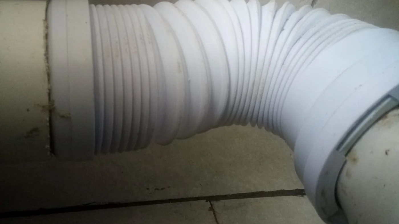 Trusted Plumber Ulana Fast Local Plumbing — Ulana plumbing call-out Licensed plumber inspecting pipework and fixtures during a service visit in Ulana — leaks, drains, geysers and emergency repairs assessed on site