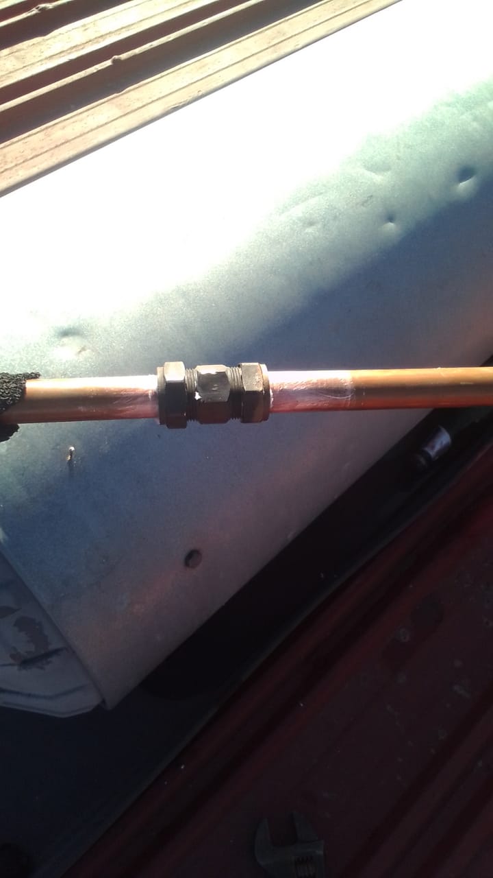 Local emergency plumber response
