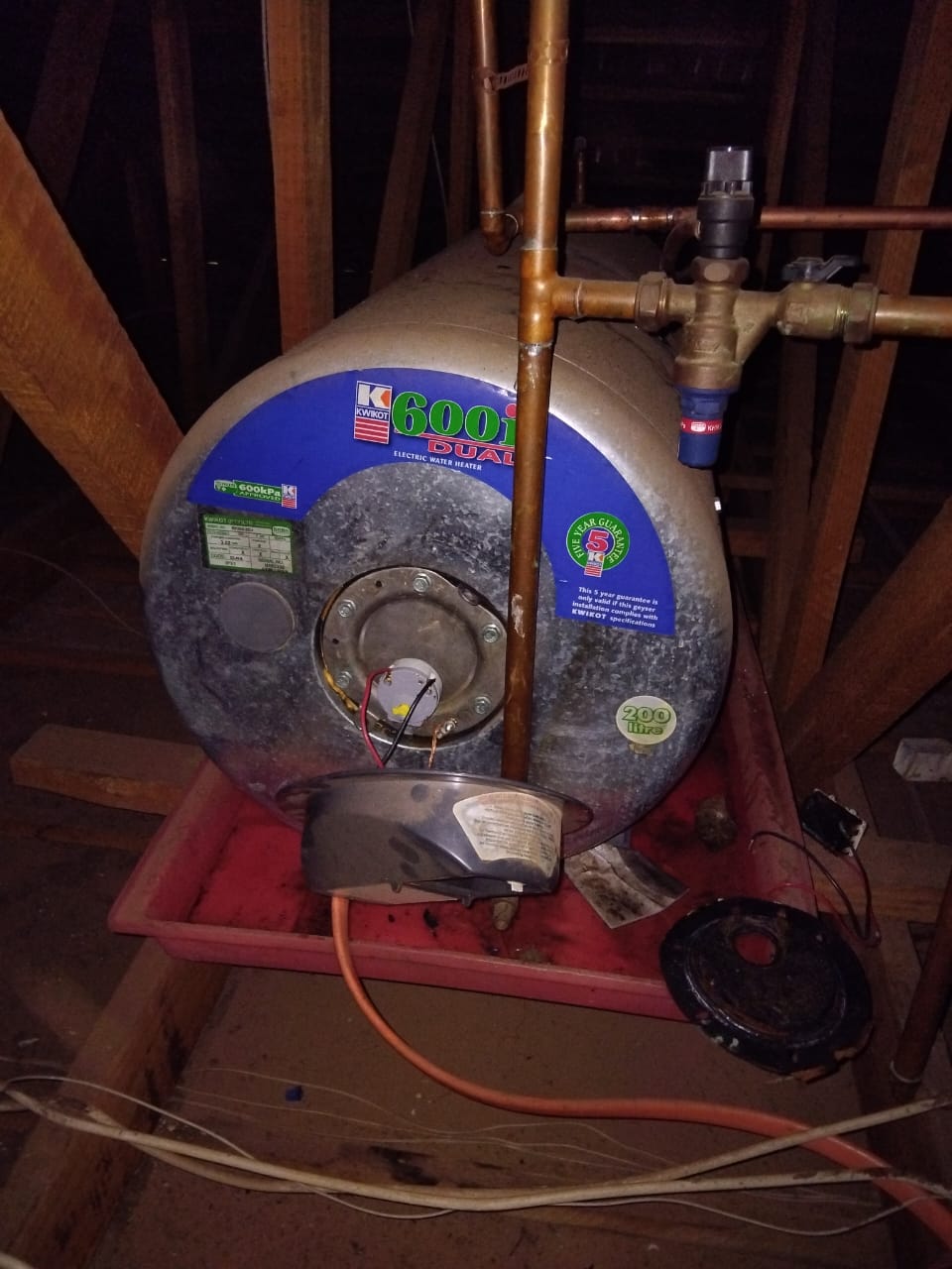 Kew plumbing repair and installation