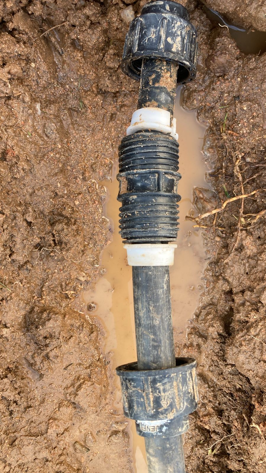 Local emergency plumber response