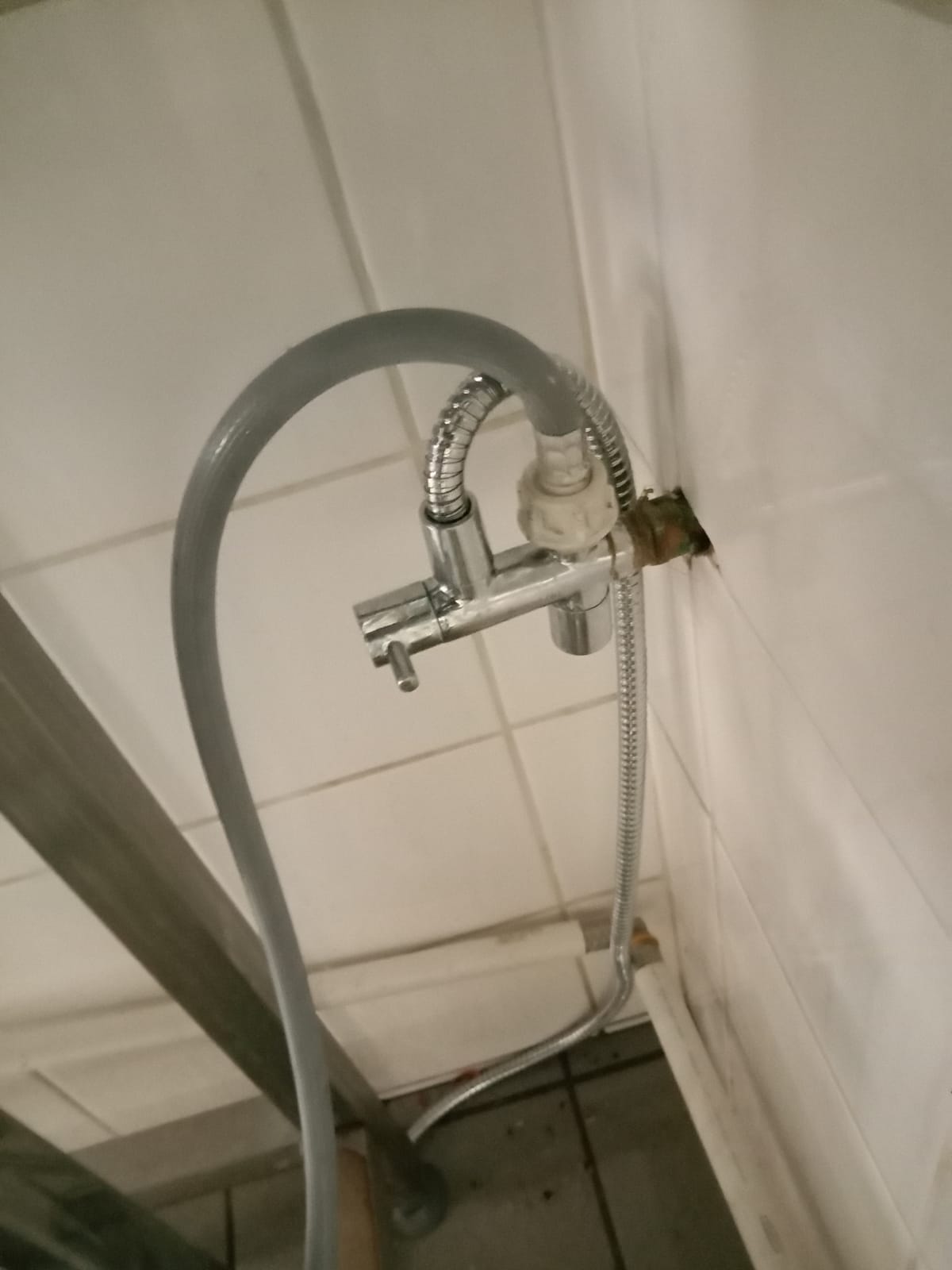 Dishwasher valve hose and electrical point during leak inspection