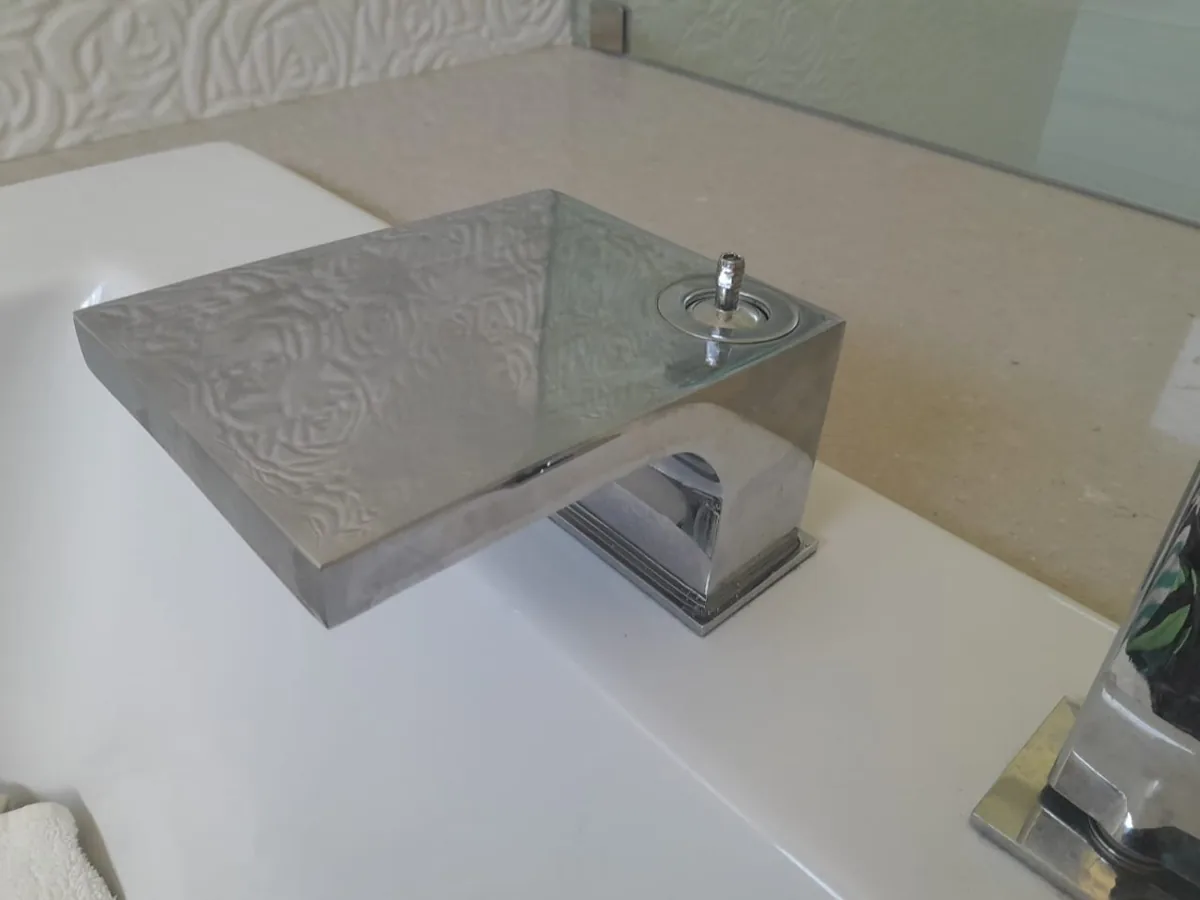 Basin mixer and flexible connector repair by a Wonderboom plumber