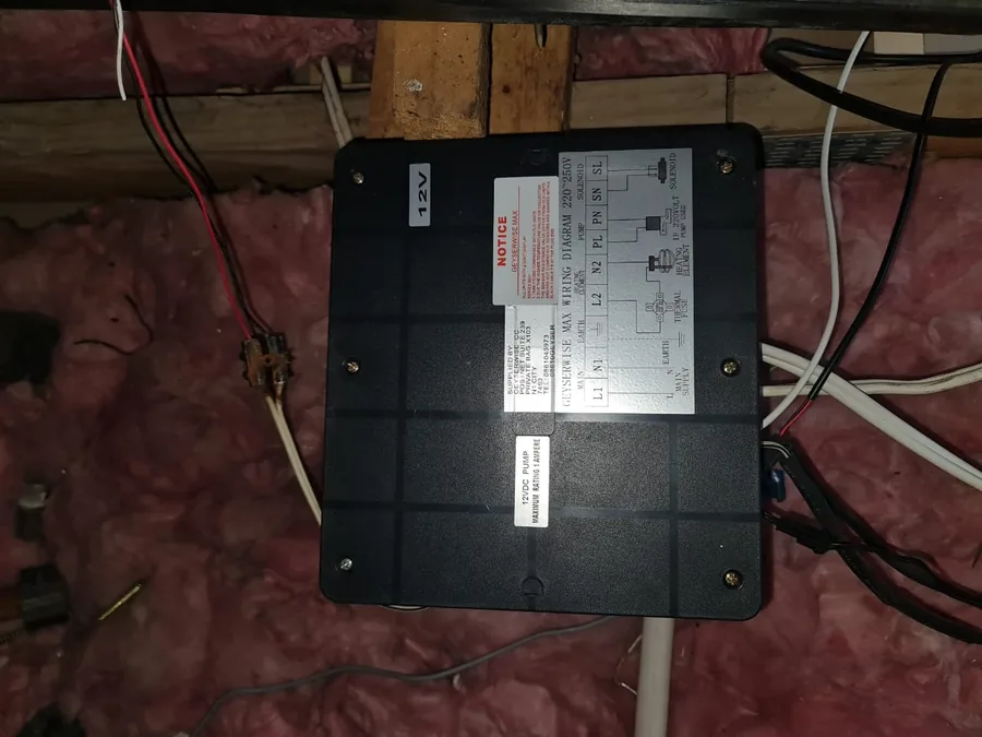 Geyser controller and wiring inspected in roof space