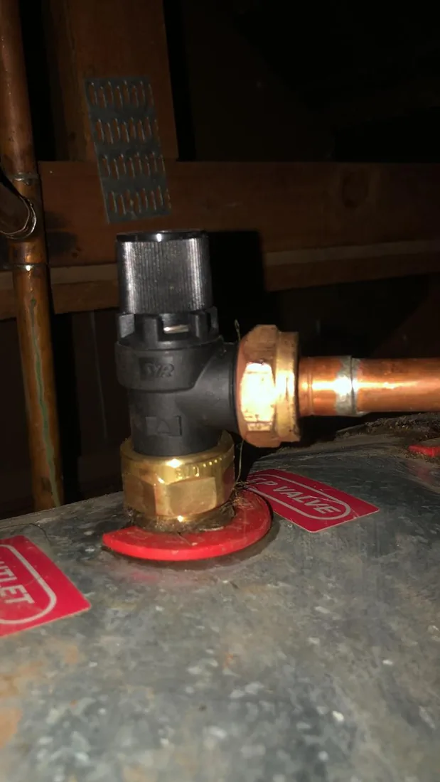 Geyser vacuum breaker replacement on hot water pipework by a Zandvlei plumber
