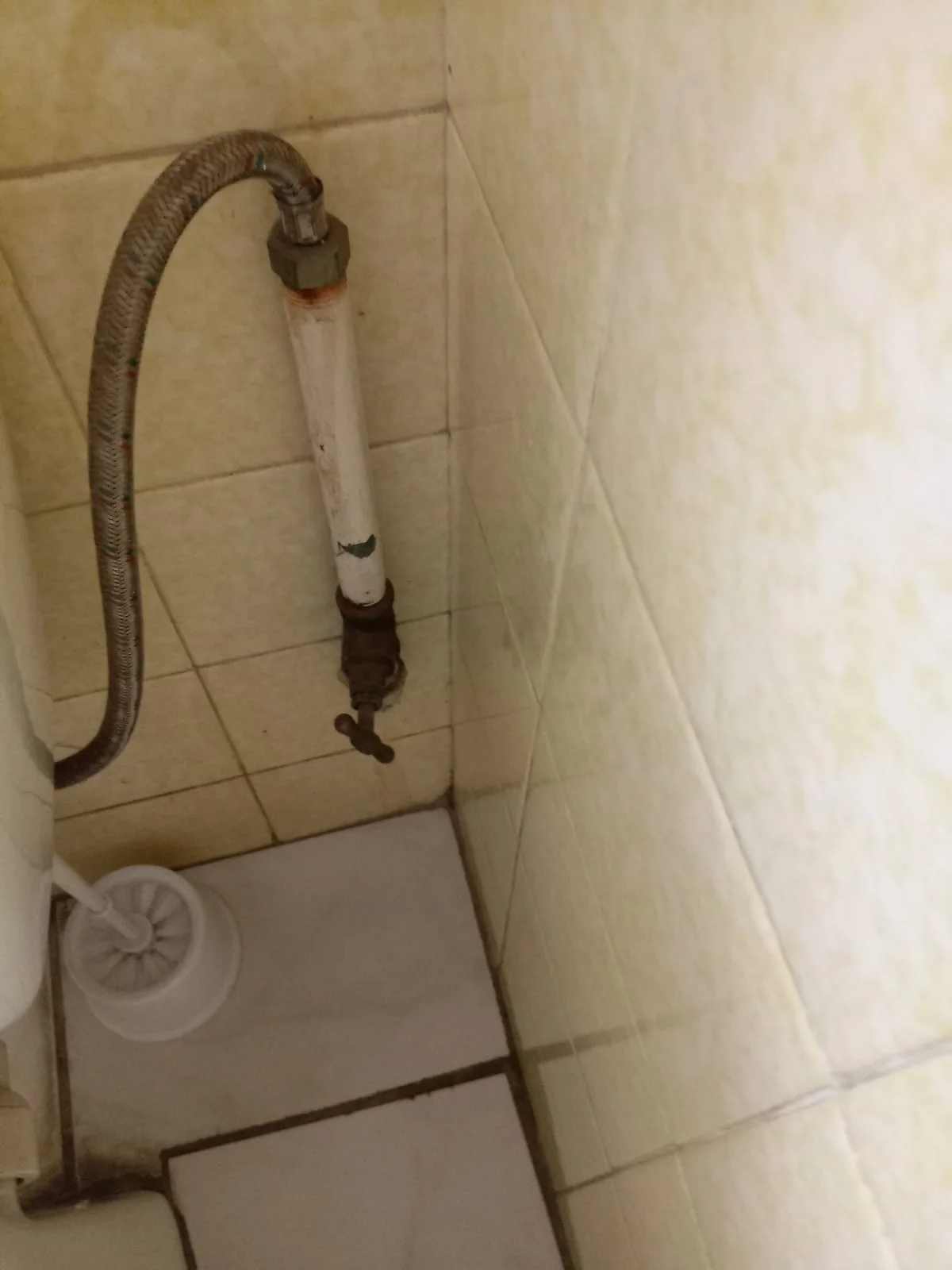 Leaking angle valve replaced in Bryanston