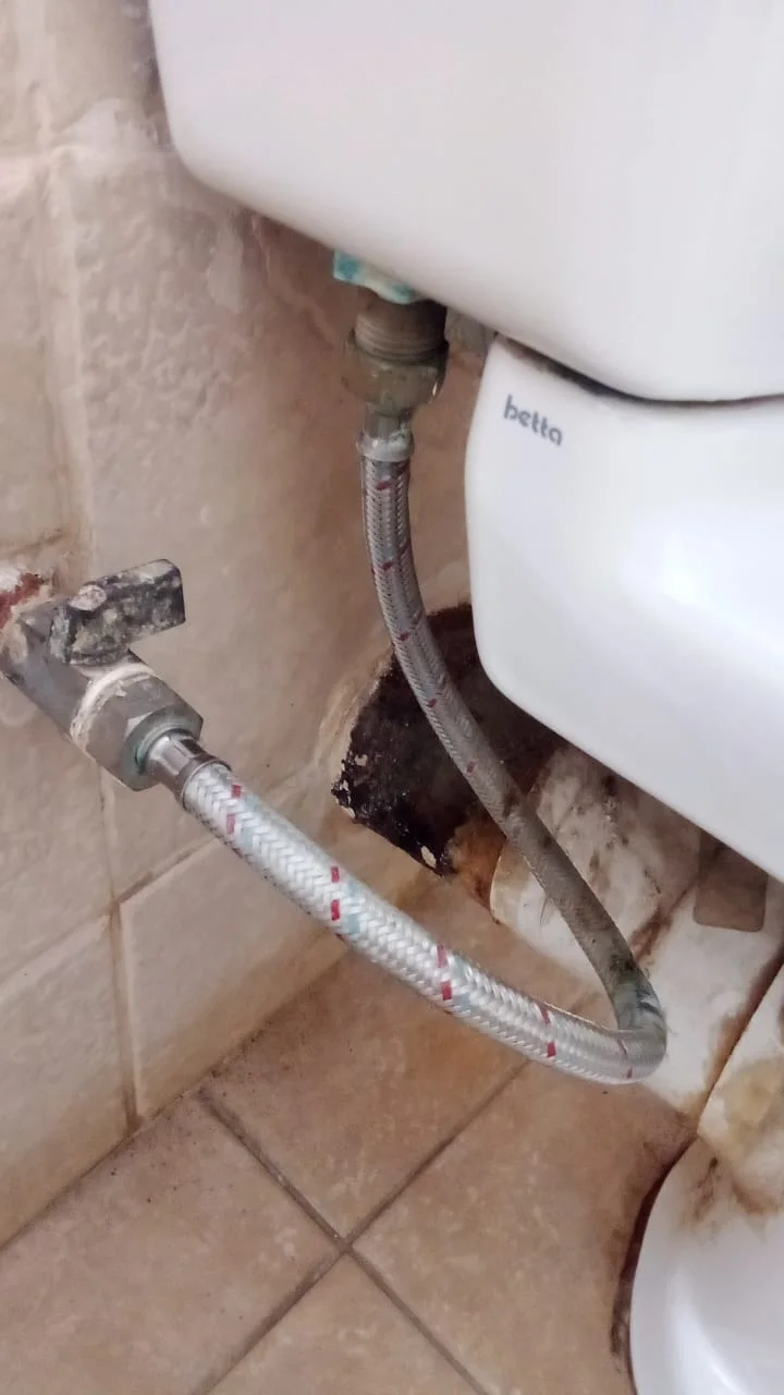 Wall angle valve and mixer connection repaired