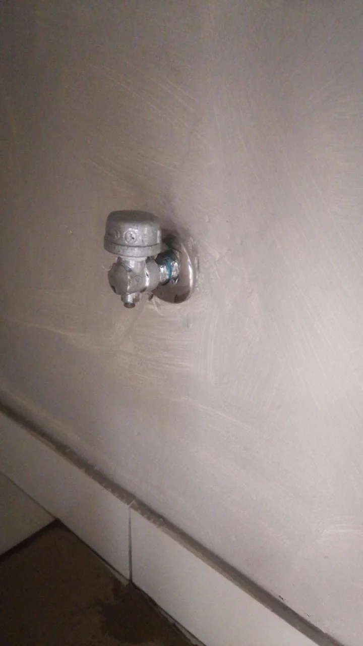 Wall angle valve and mixer connection repaired