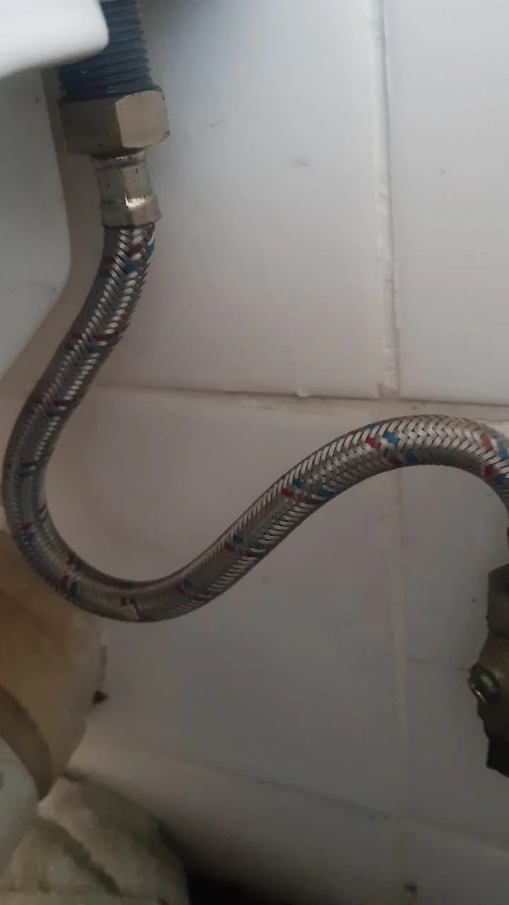 Leaking water pressure valve in Hatfield