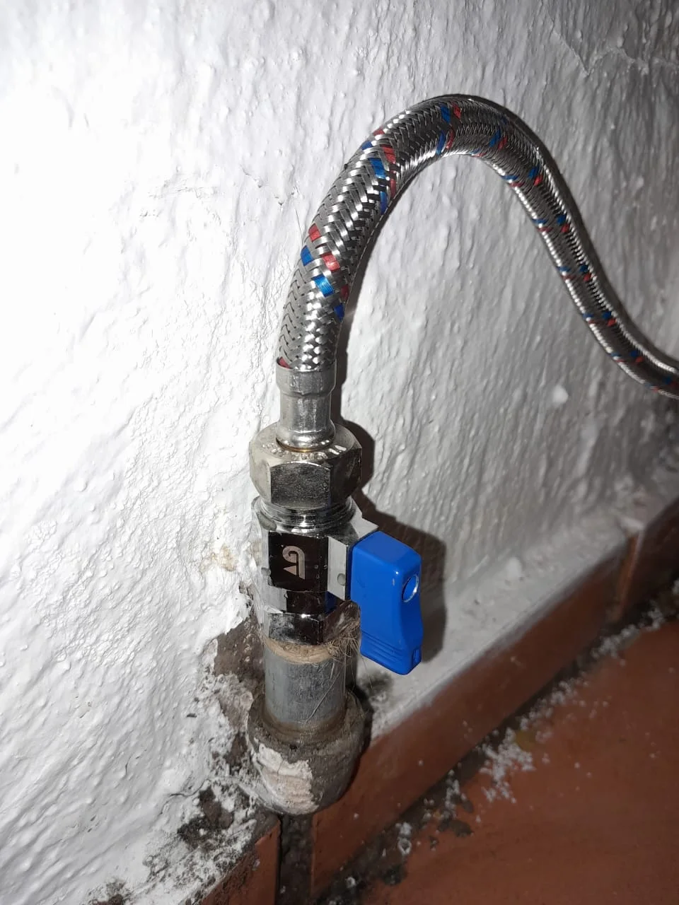 Wall angle valve and mixer connection repaired