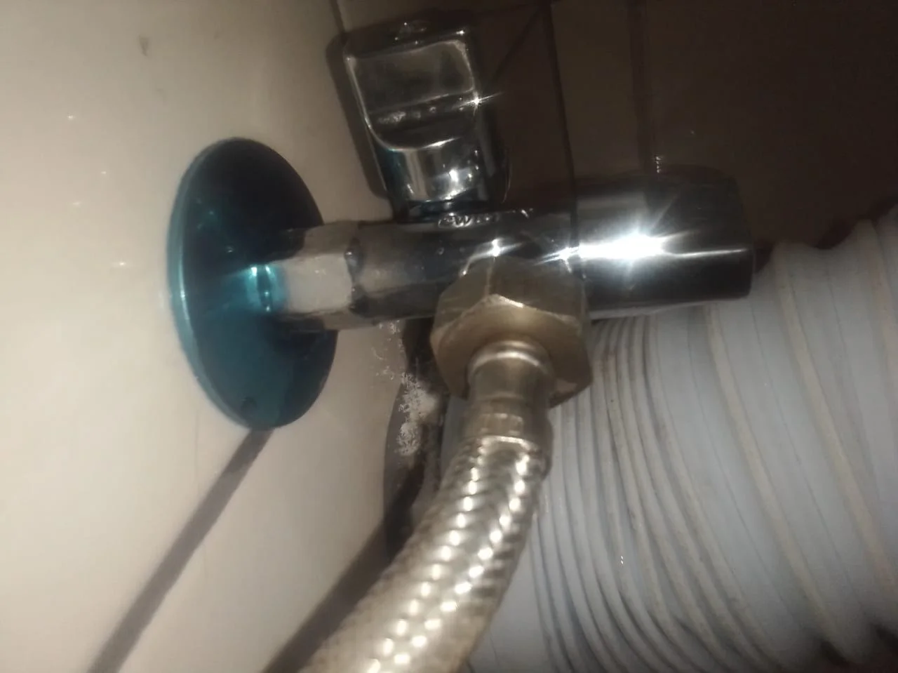 Linden angle valve repair — professional plumbing