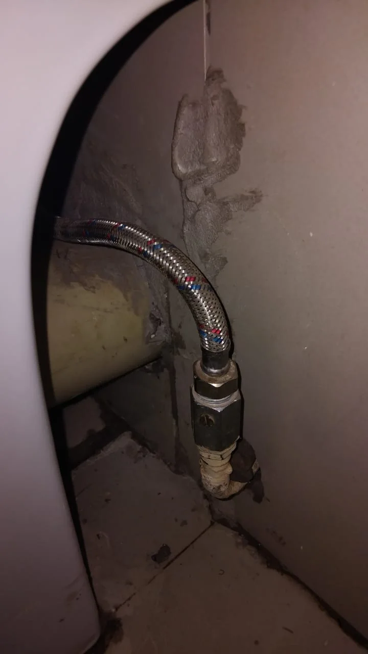 Repairing basin angle valve in Onderstepoort