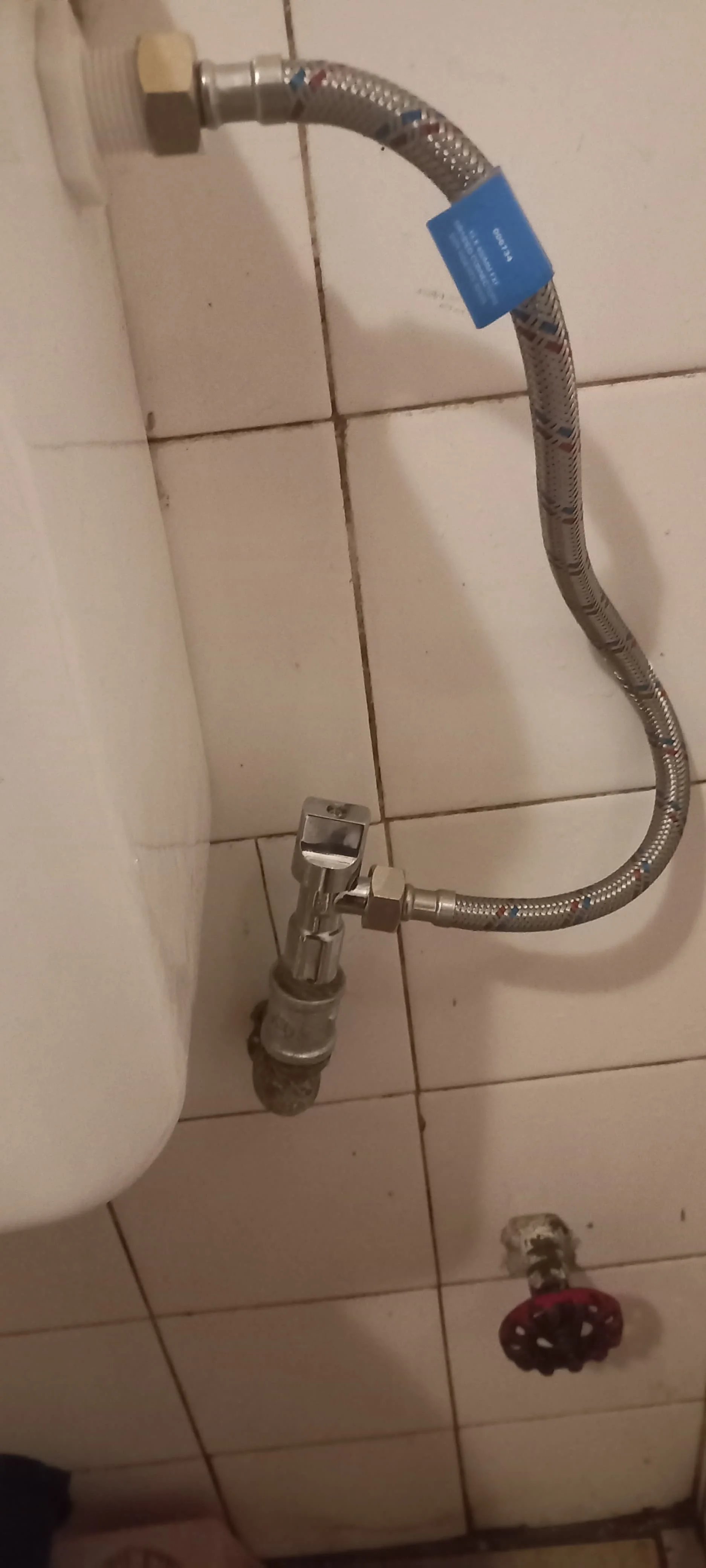 Wall angle valve and mixer connection repaired