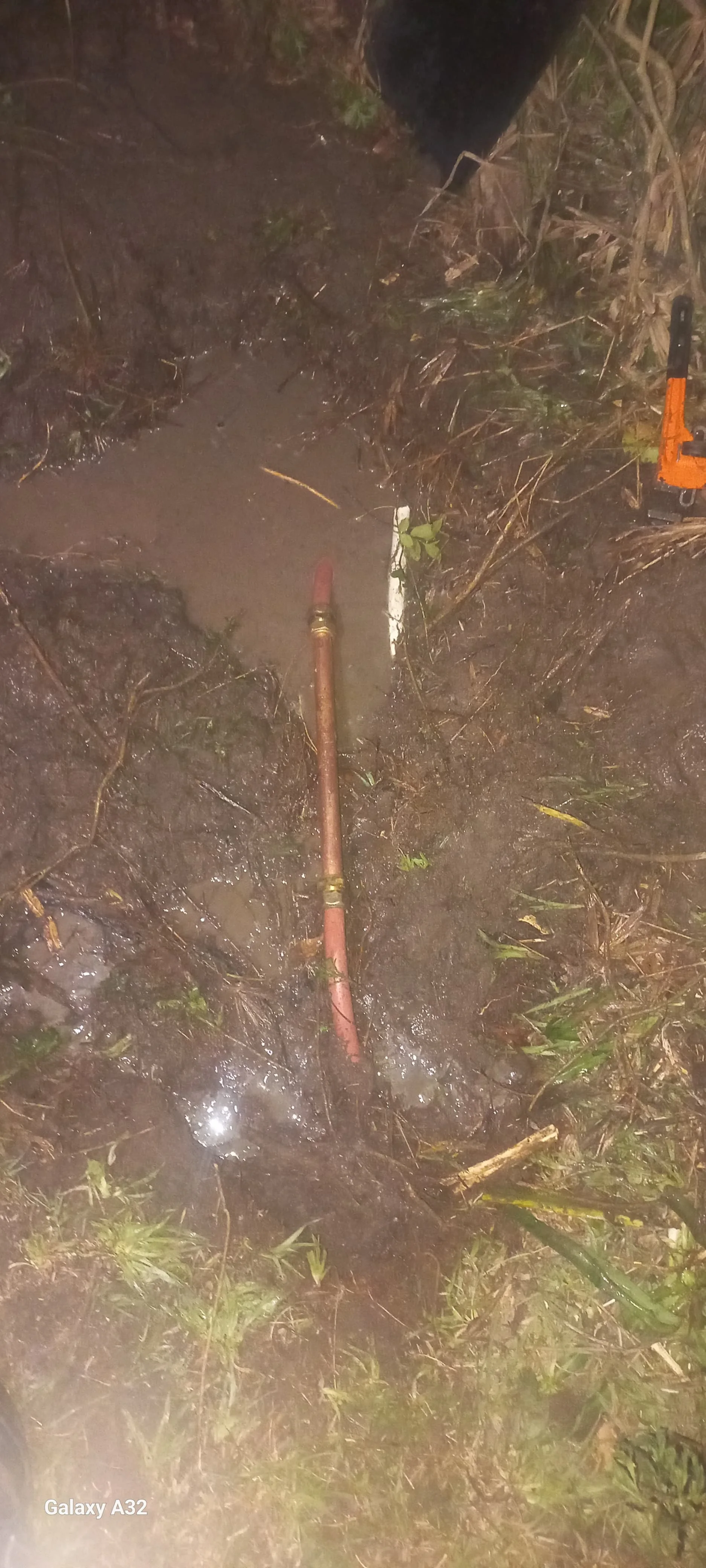 Burst pipe repaired in Brixton