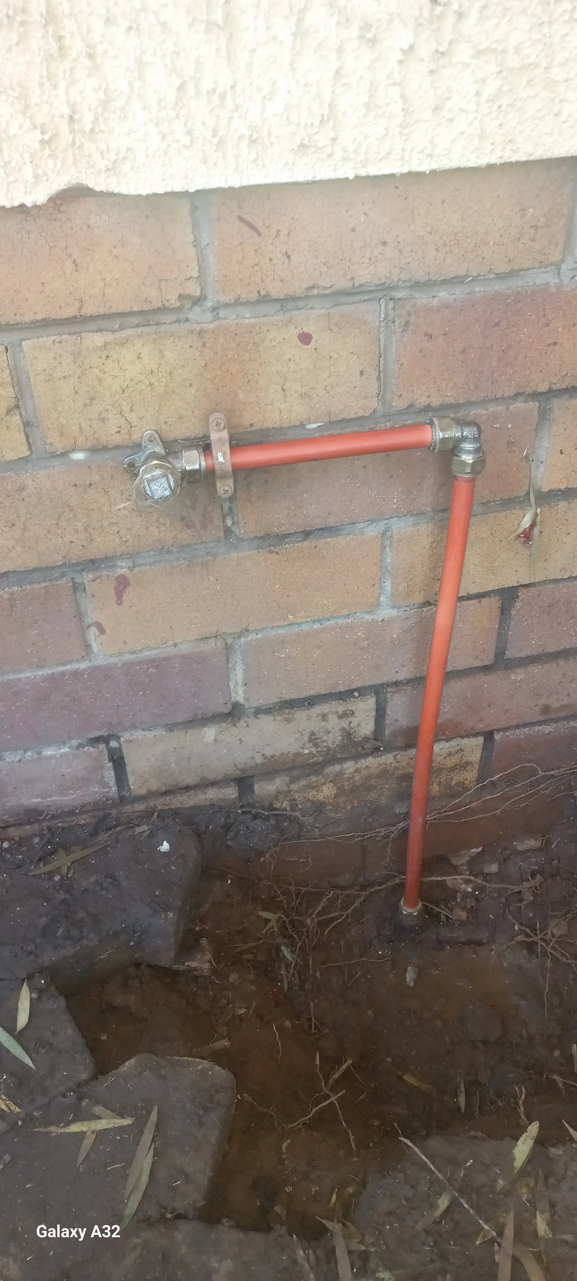 Burst pipe repaired in Bromhof