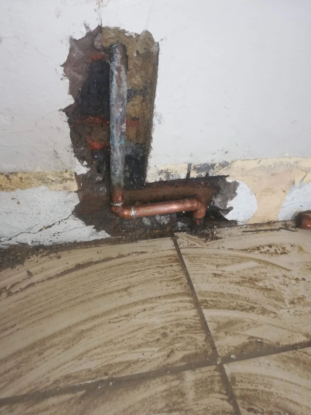 Burst Pipe Repair in Lombardy East