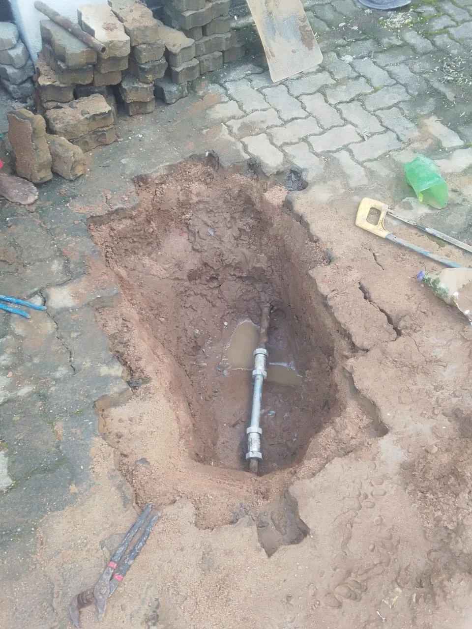 Fast replacement from constant loss burst geyser in Pretoria Central