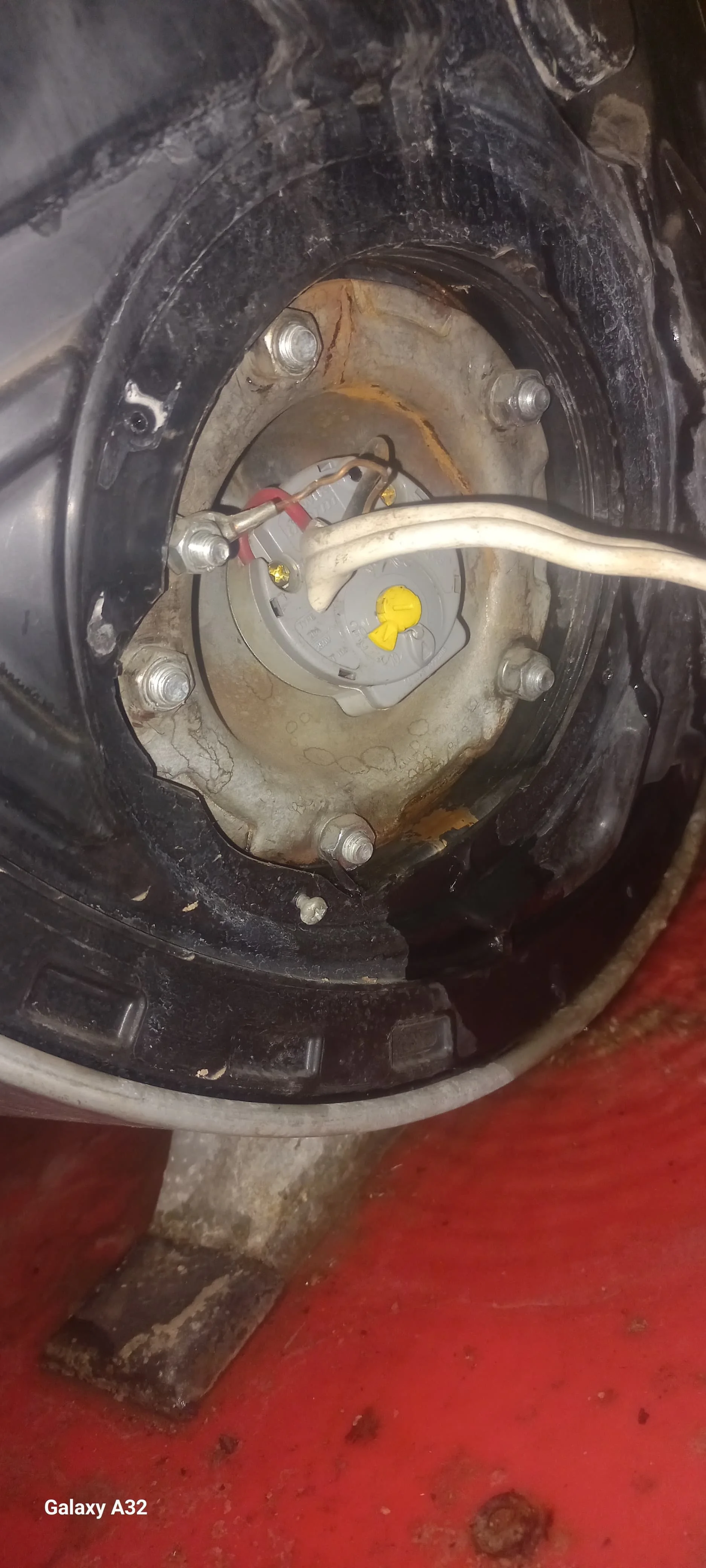 Geyser element and thermostat replaced in Bedworth Park