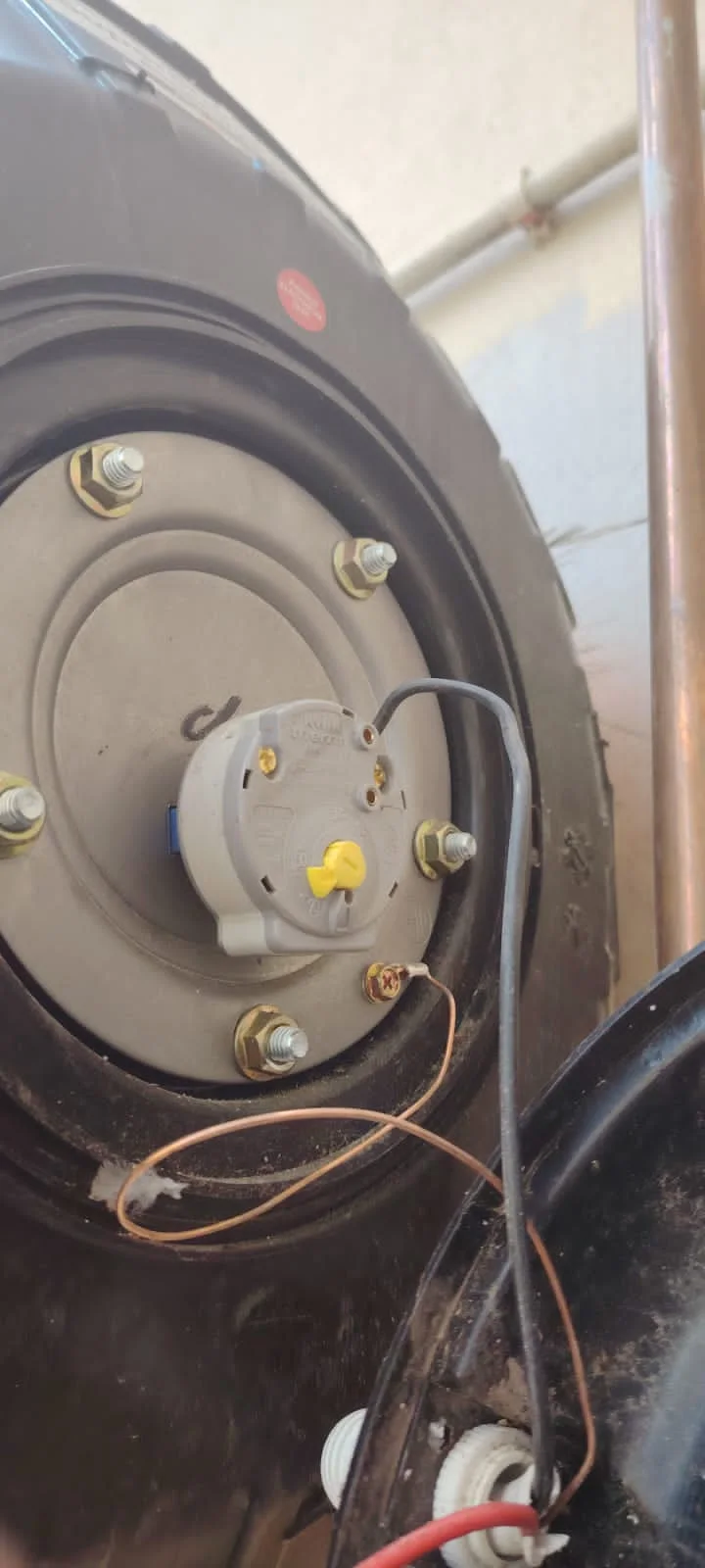 Faulty geyser element, thermostat and flange gasket replaced in Lynn East