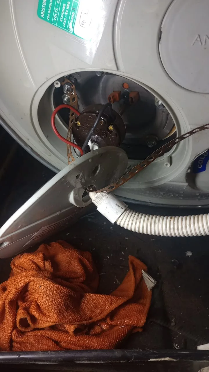 Faulty geyser element, thermostat and flange gasket replaced in Marlboro