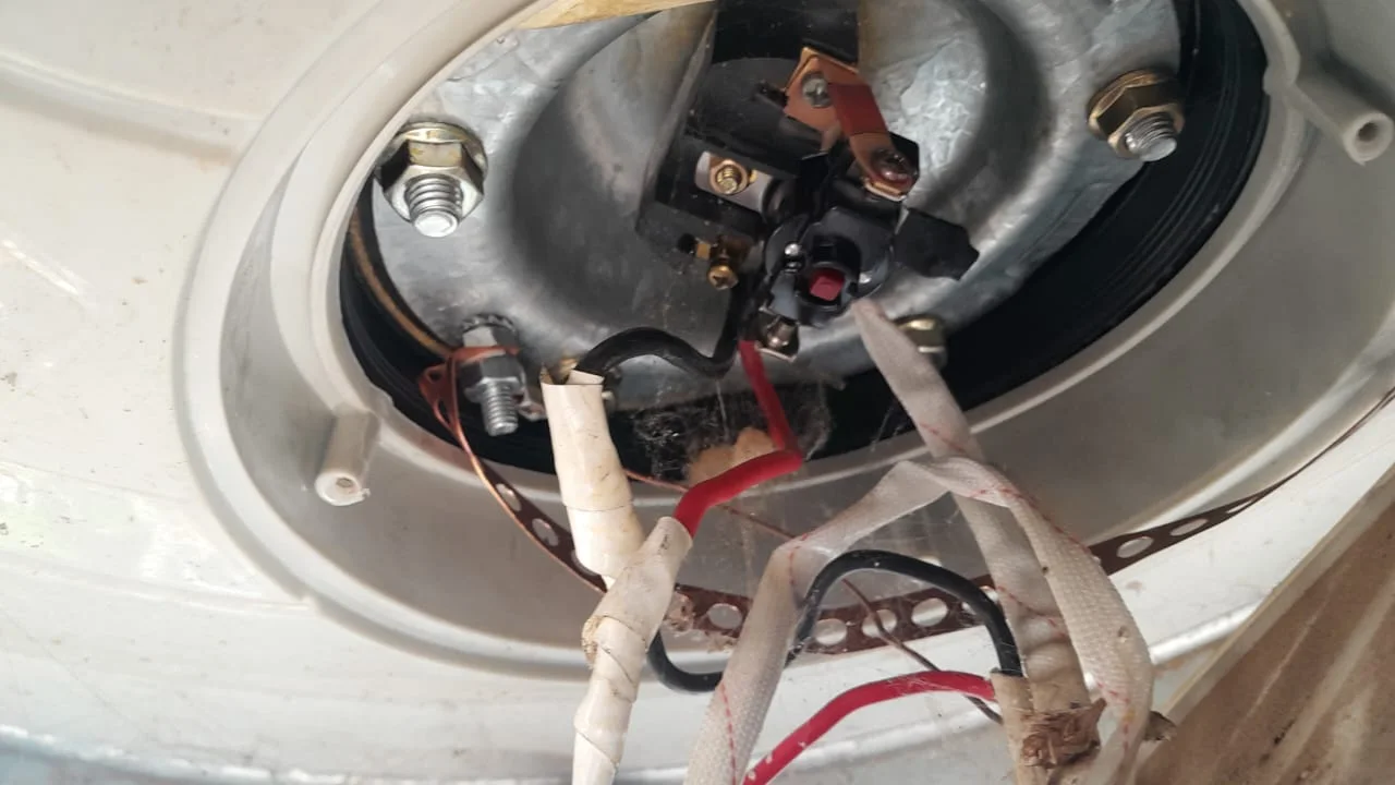 Faulty geyser element, thermostat and flange gasket replaced in Moreleta Park