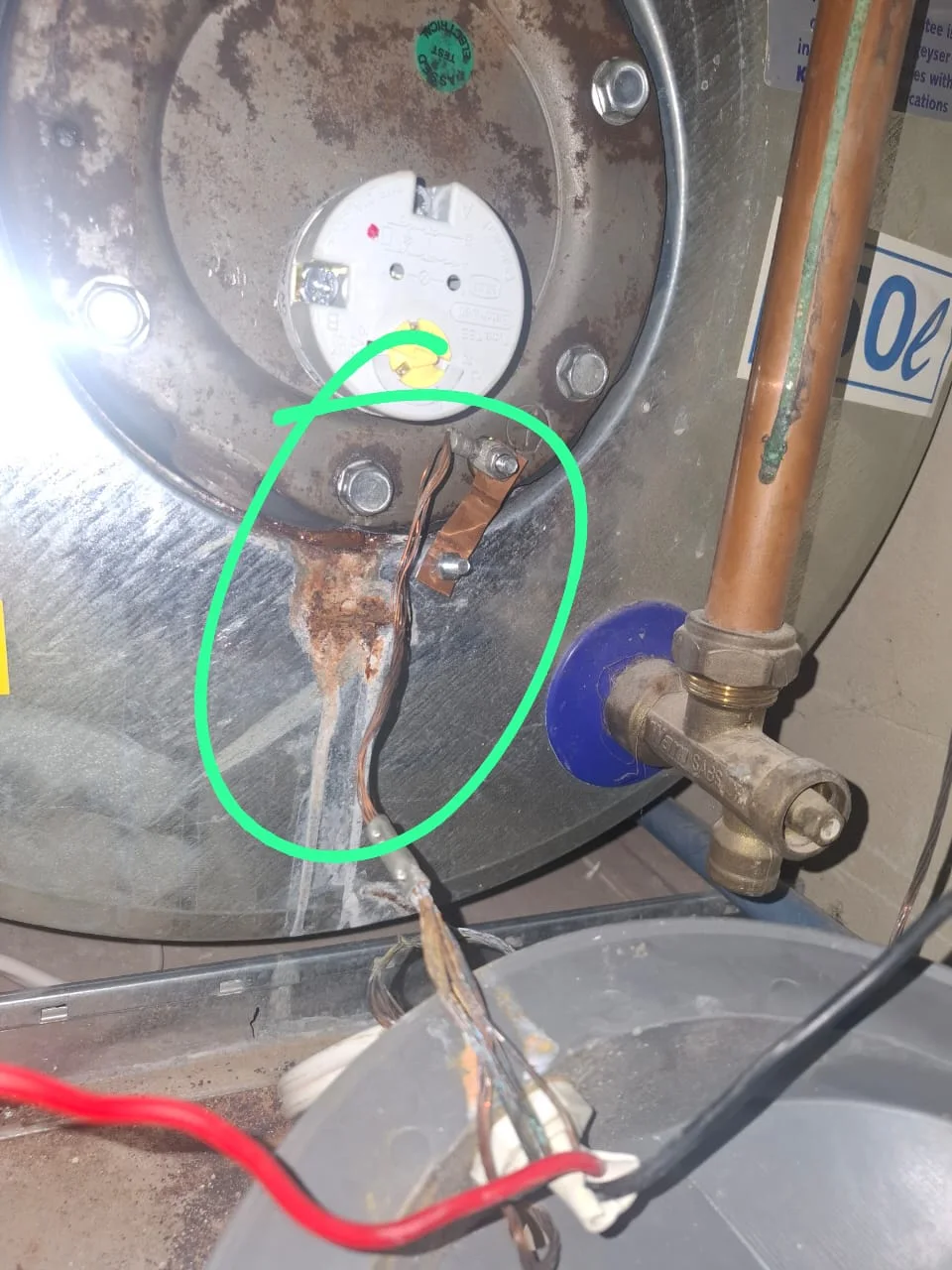 Faulty geyser element, thermostat and flange gasket replaced in Westcliff