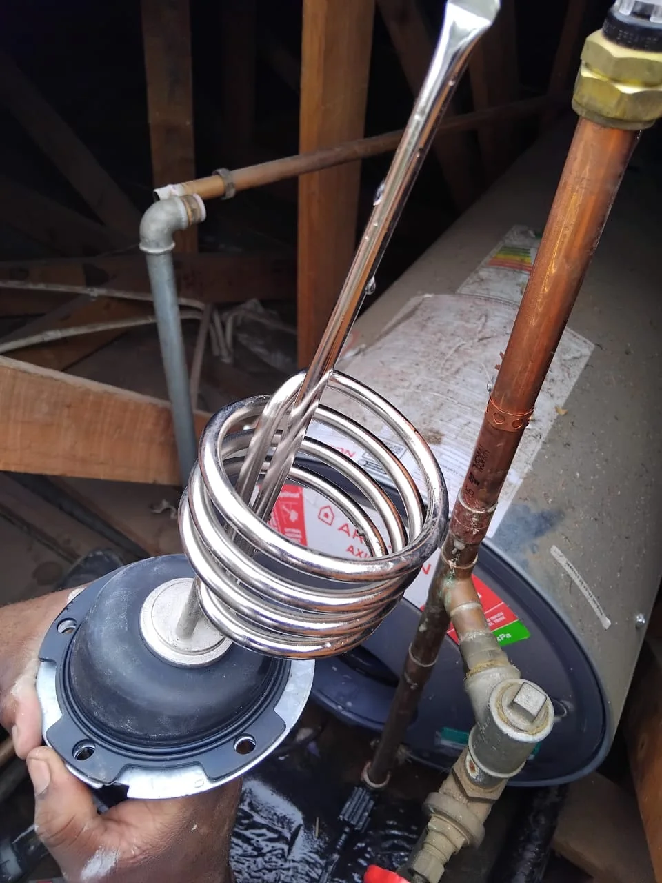 Faulty geyser element, thermostat and flange gasket replaced in Westdene