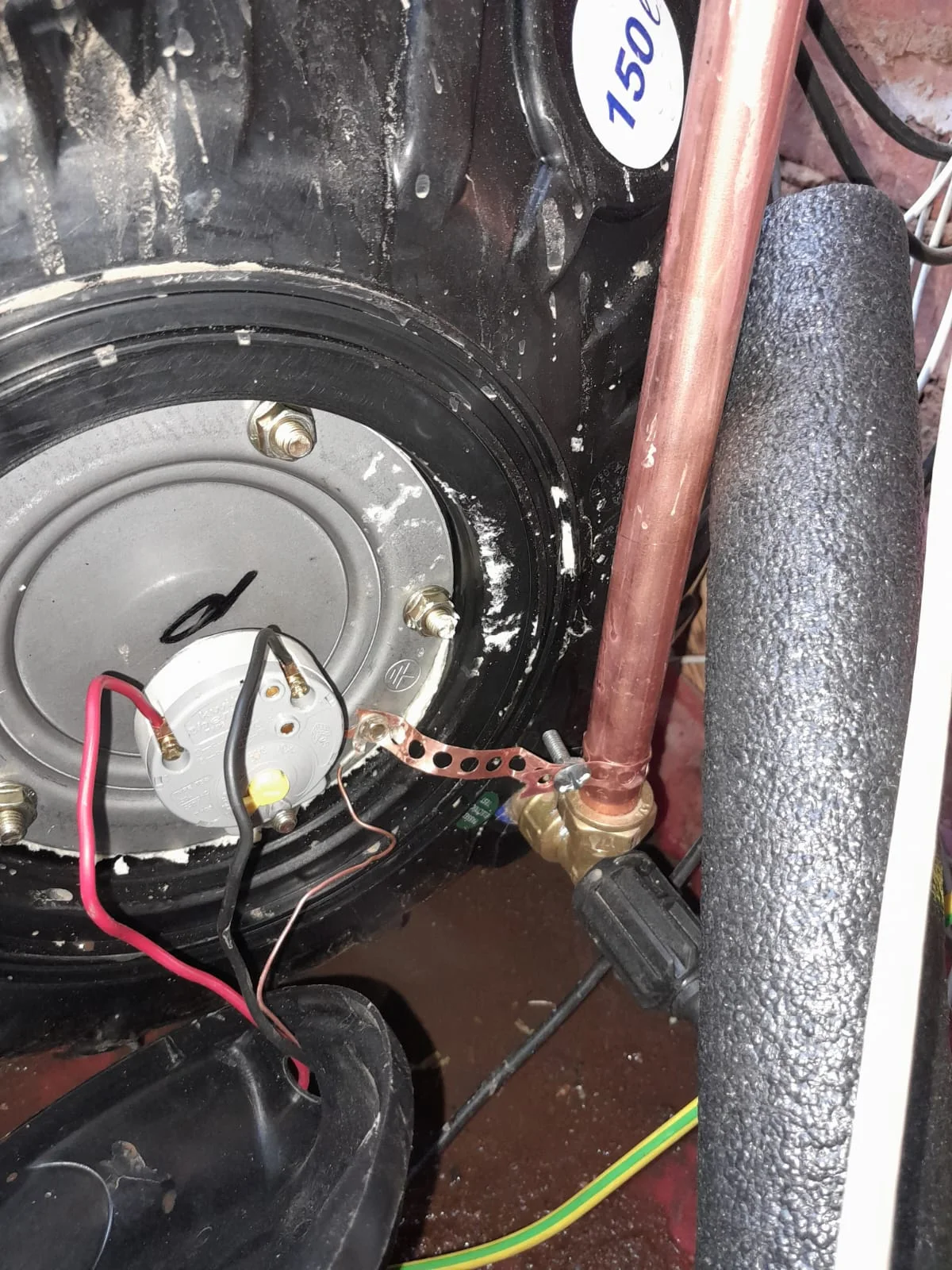 Faulty geyser element and thermostat repaired in Bromhof