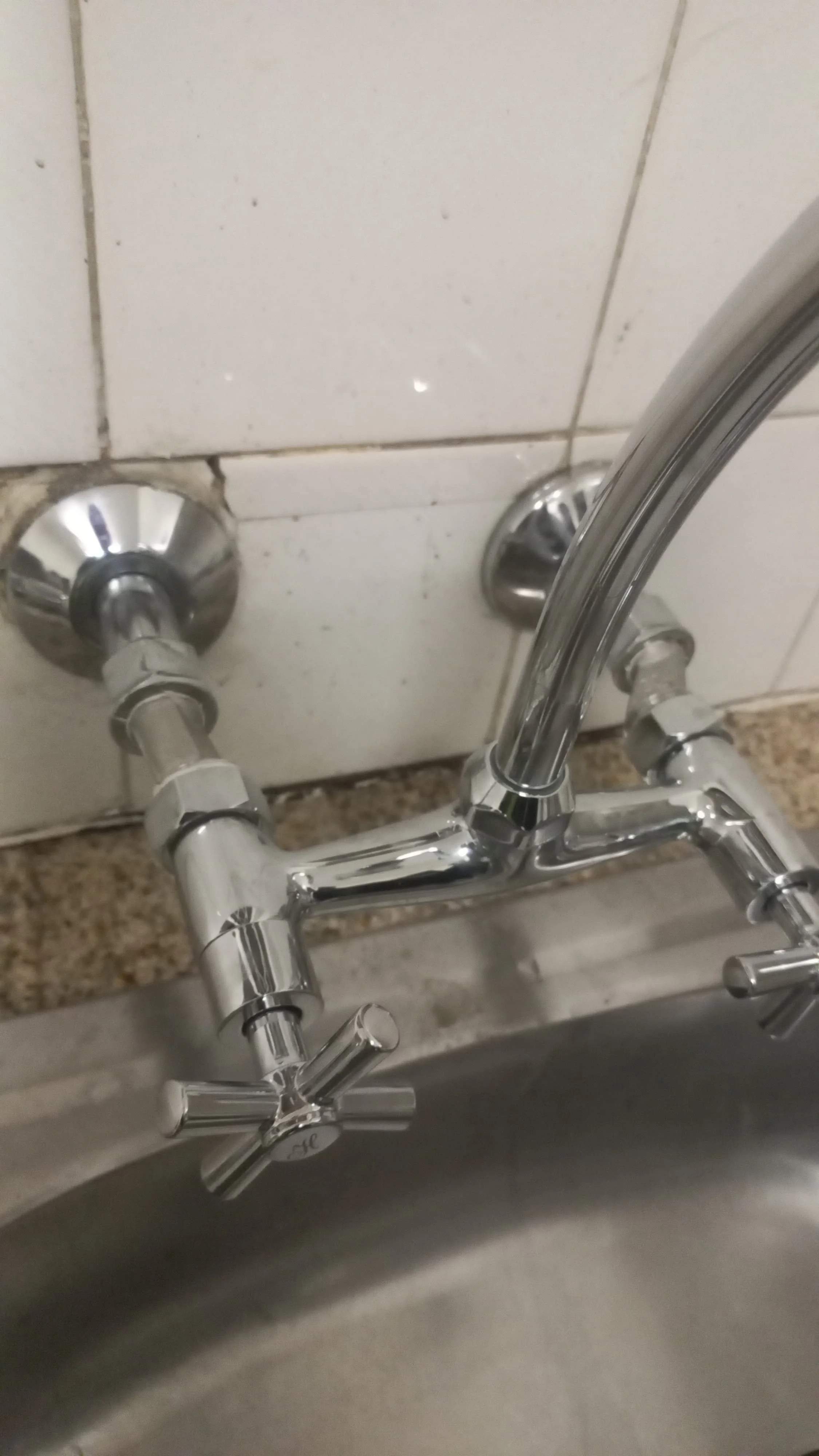 Leaking tap repaired in Akasia