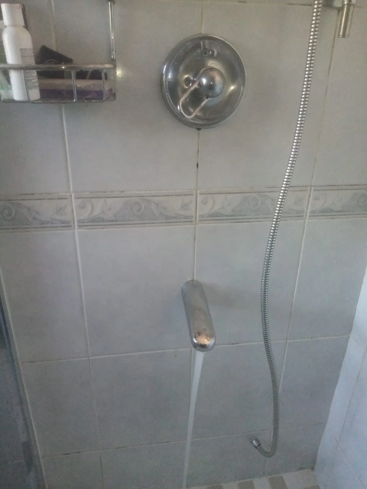Leaking tap repaired 