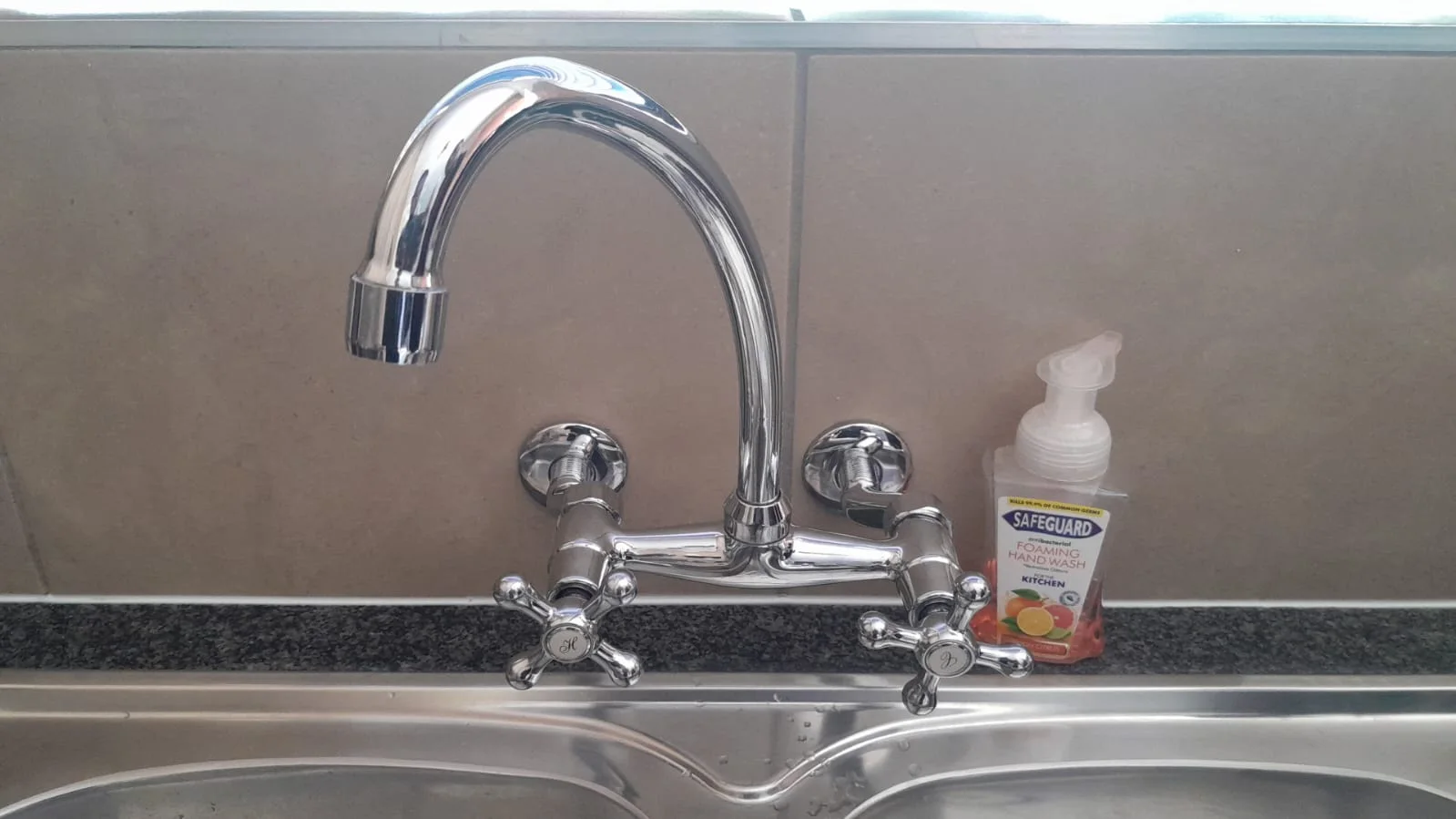 Leaking tap repaired in Glen Austin
