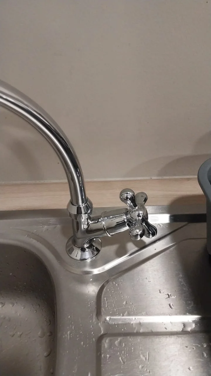 Leaking tap repaired in Lombardy East