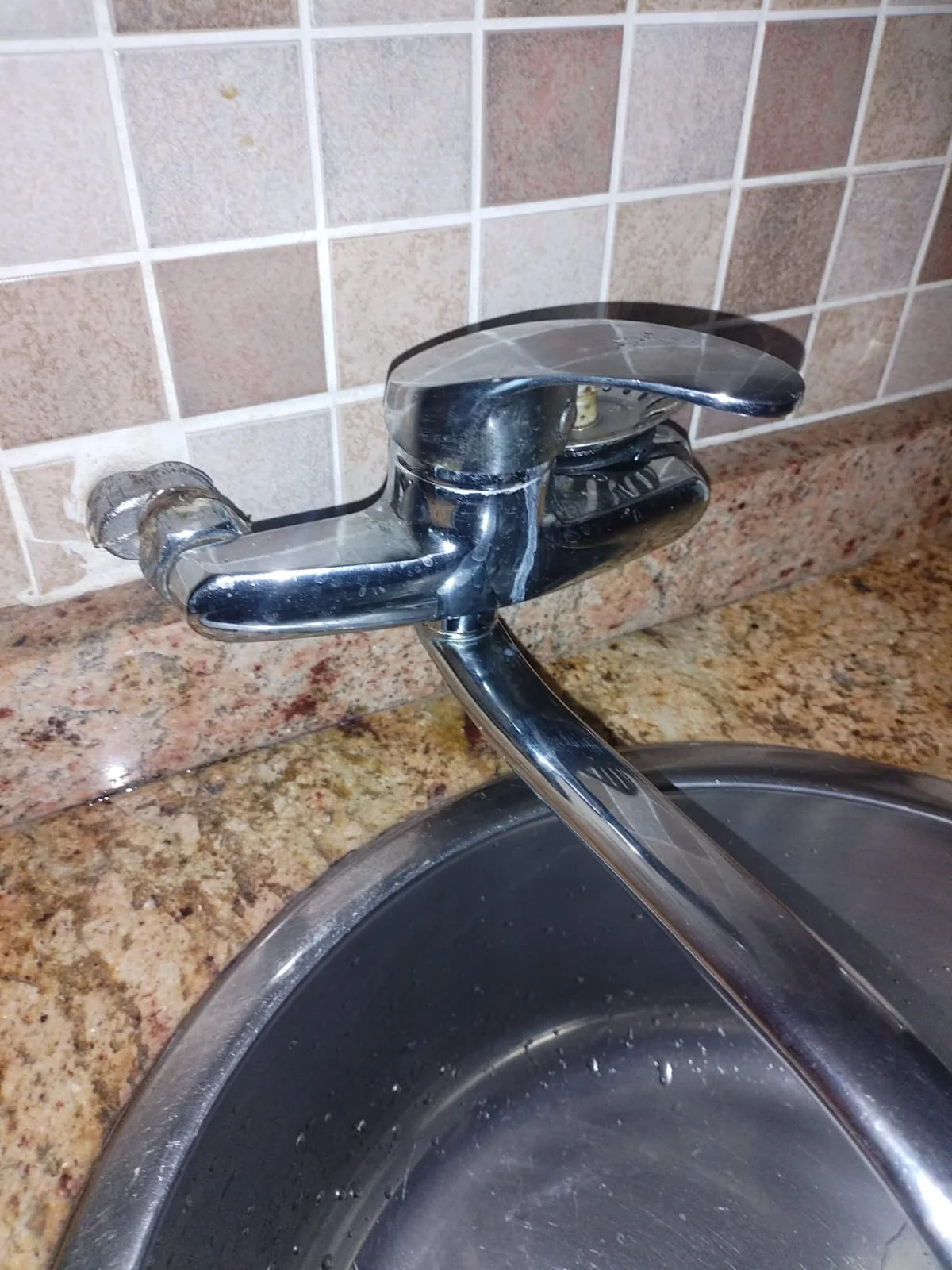 Leaking tap repaired in Orange Grove