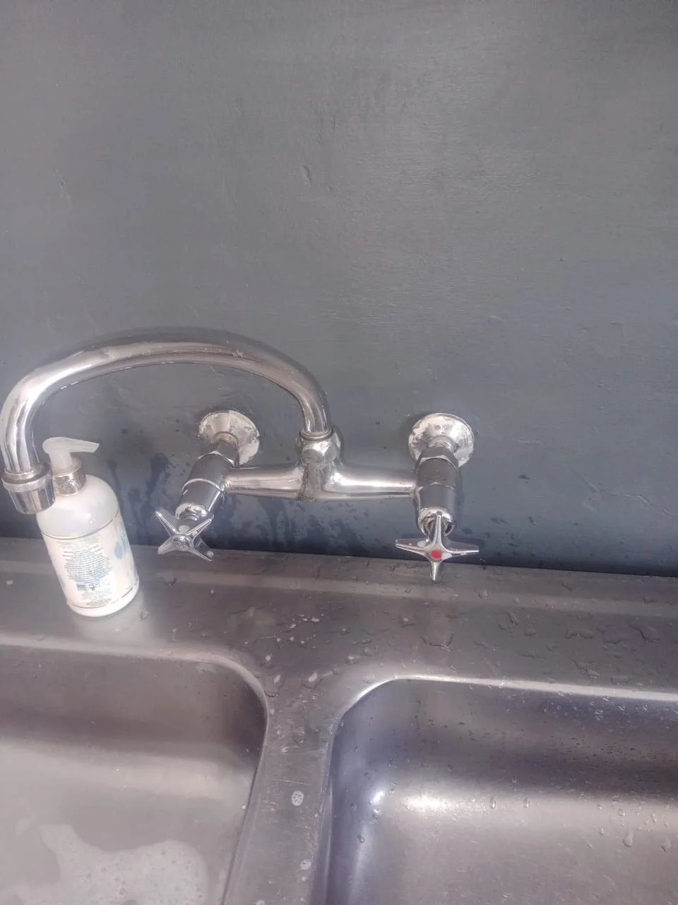 Leaking tap repaired in Silver Lakes