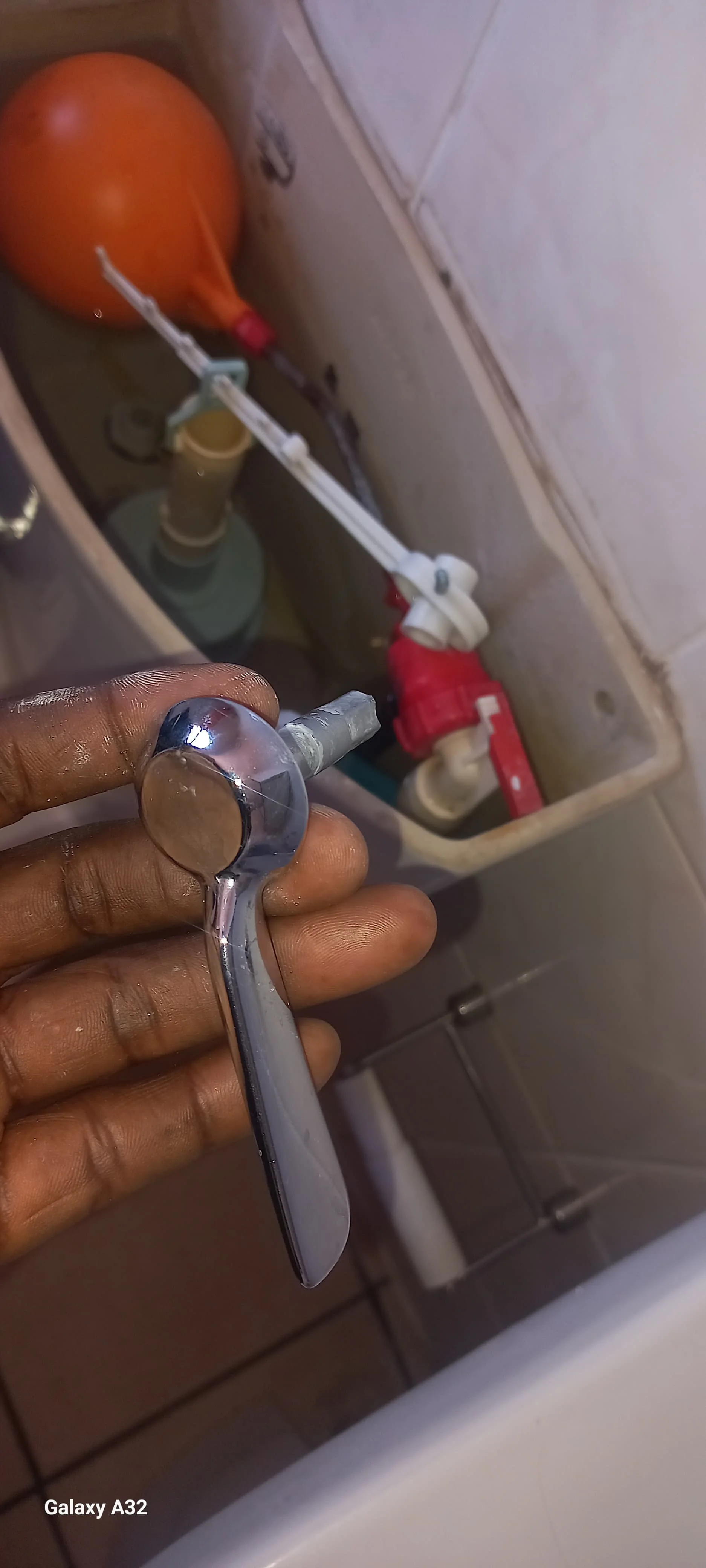 Elsburg leaking toilet repair — professional plumbing