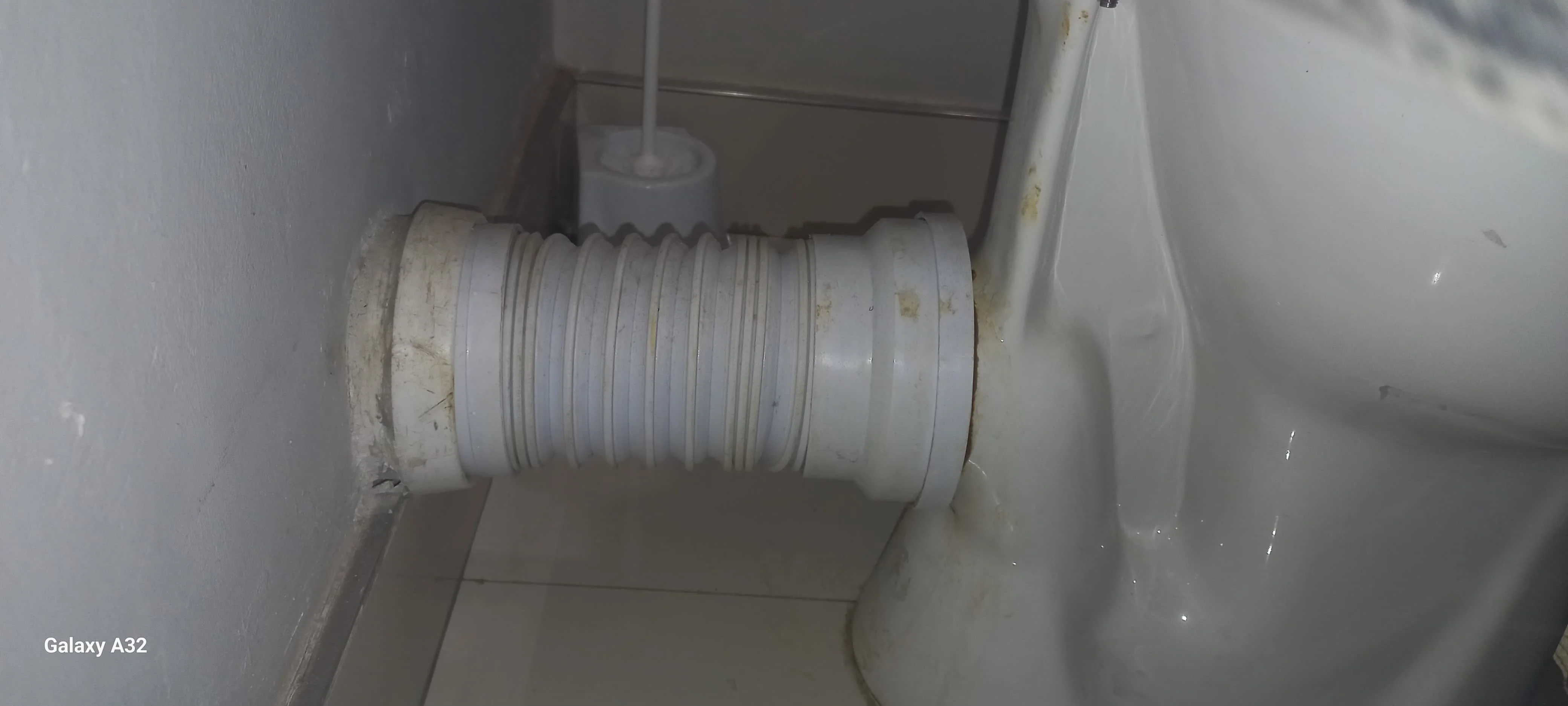 Leaking Toilet Repair in Hercules