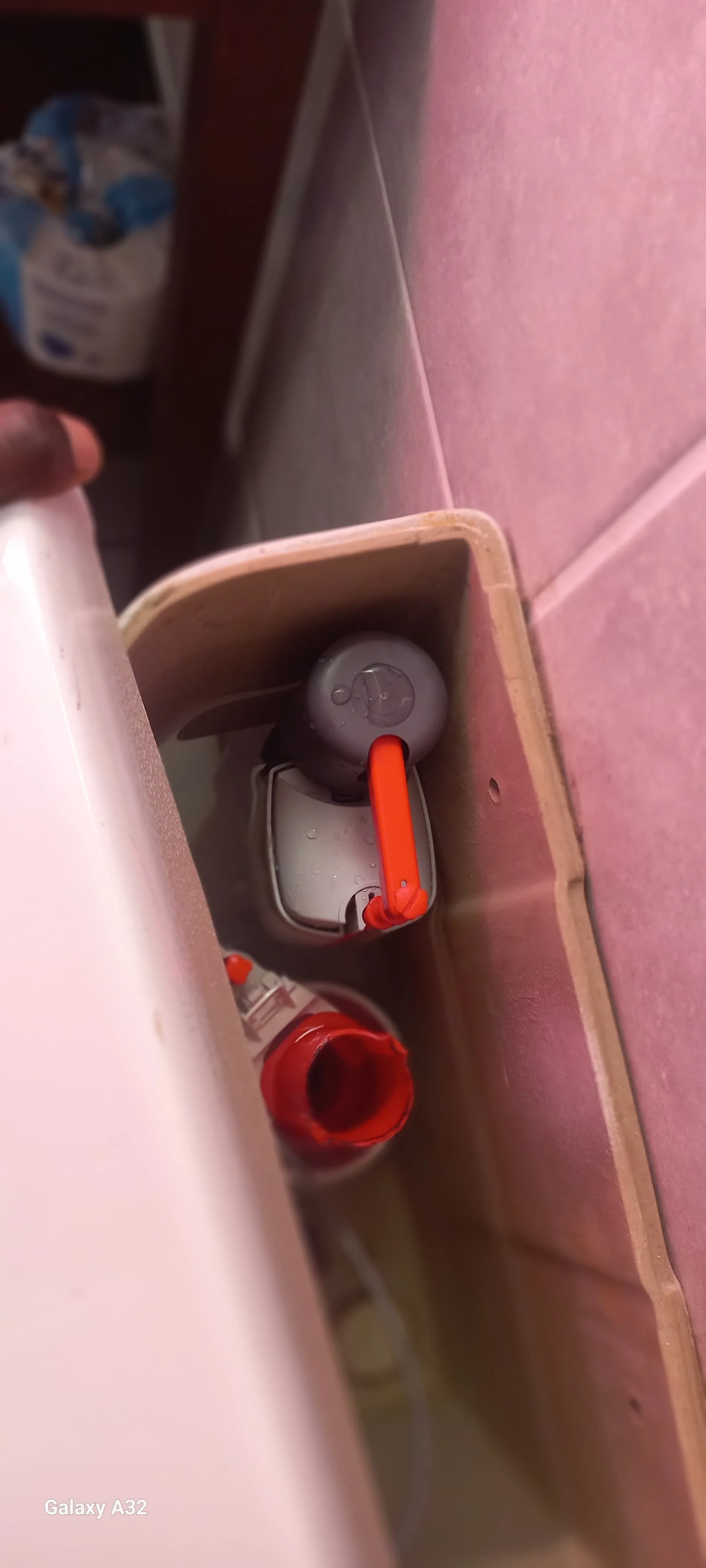 Professional leaking toilet work in Kempton Park