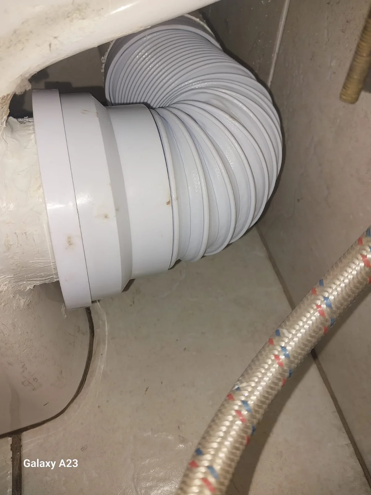 Olifantsfontein leaking toilet repair — professional plumbing