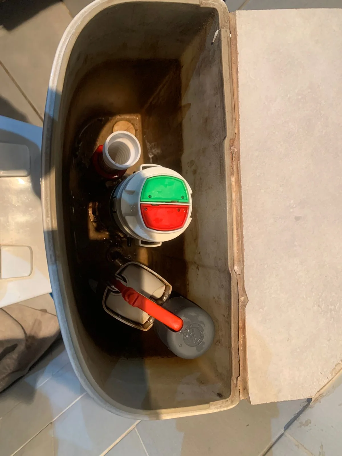 Professional leaking toilet work in Silver Lakes