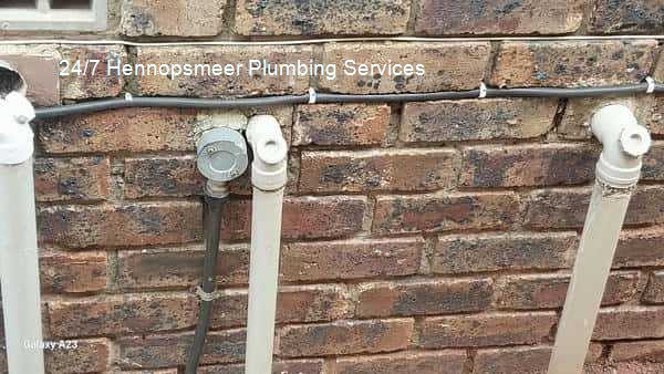 24/7 Hennopsmeer plumbing services â€“ urgent plumbing services 24/7, detailing emergency call-out benefits, written in an informative tone, delivering expert plumbing repairs and installations for domestic houses with solar company support.