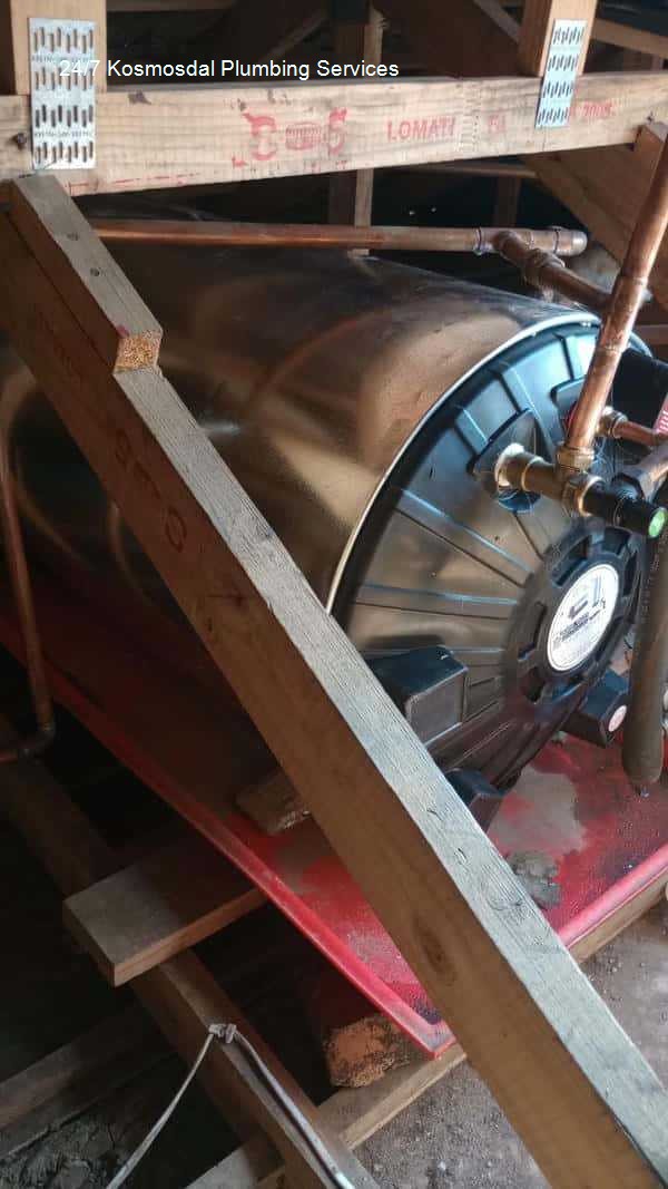 24/7 Kosmosdal plumbing services â€“ public holiday plumbers, highlighting technical reliability, written in an informative tone, delivering expert plumbing repairs and installations for domestic houses with solar company support.