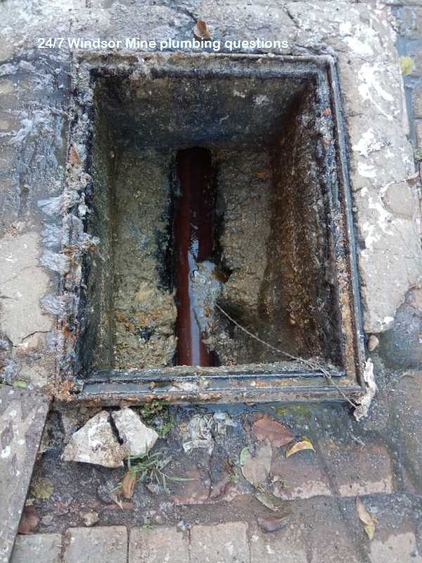 Facing plumbing emergencies? Our Q&A guide for 24/7 Windsor Mine plumbers offers clear insights on domestic plumbing solutions, available round the clock.