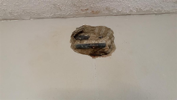 Urgent wall leak from burst pipe in Apple Park